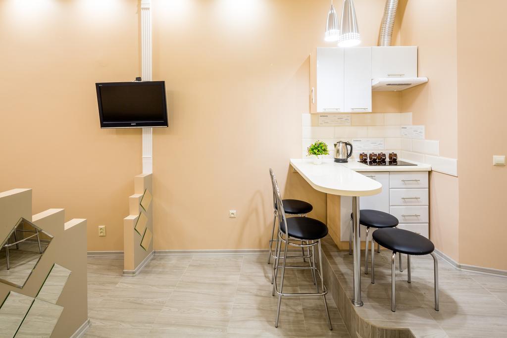 Avangard Studio Apartment リヴィウ エクステリア 写真