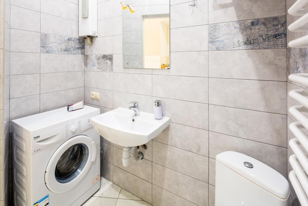 Avangard Studio Apartment リヴィウ エクステリア 写真